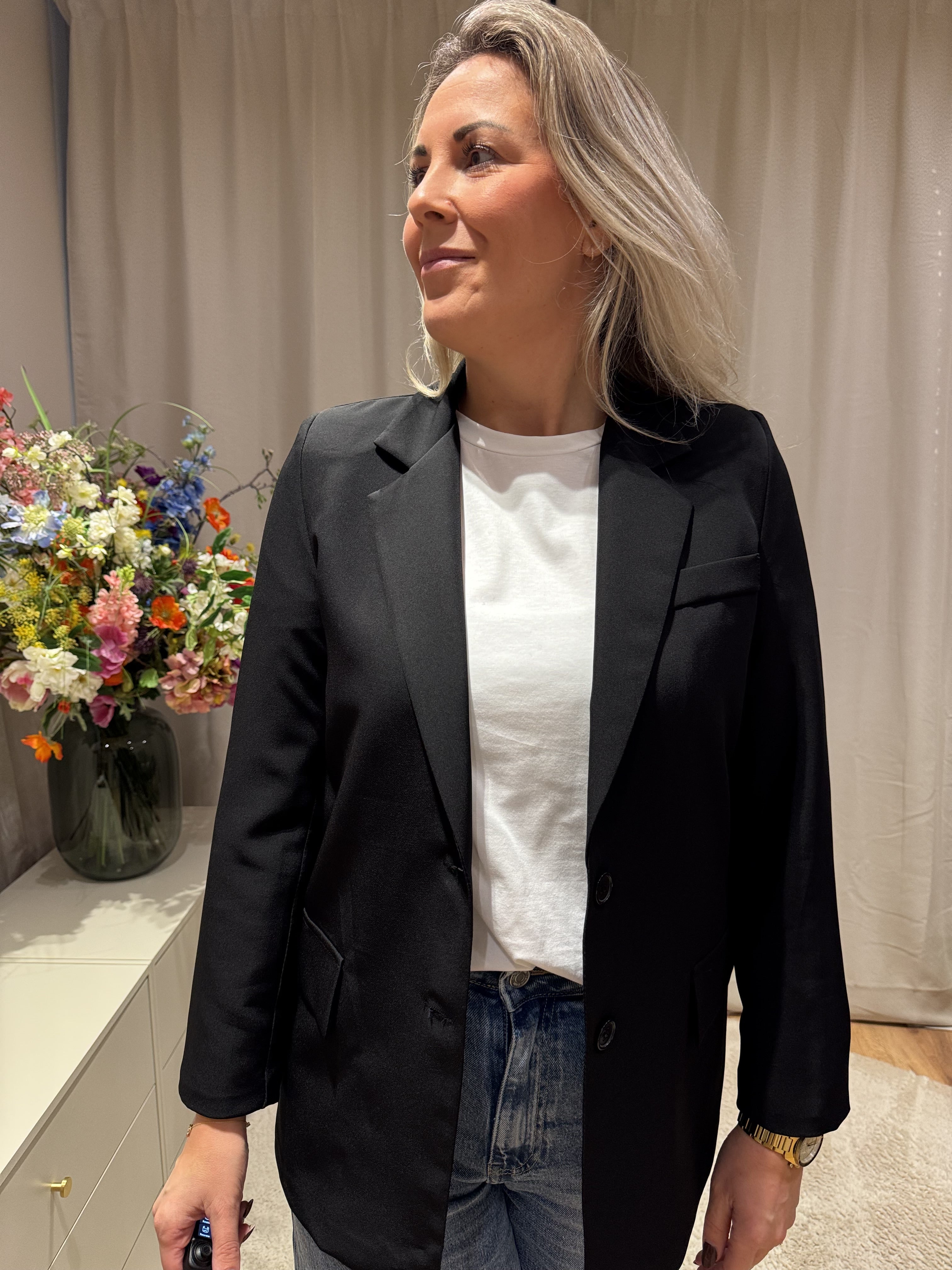 Margreet - Basis blazer - zwart