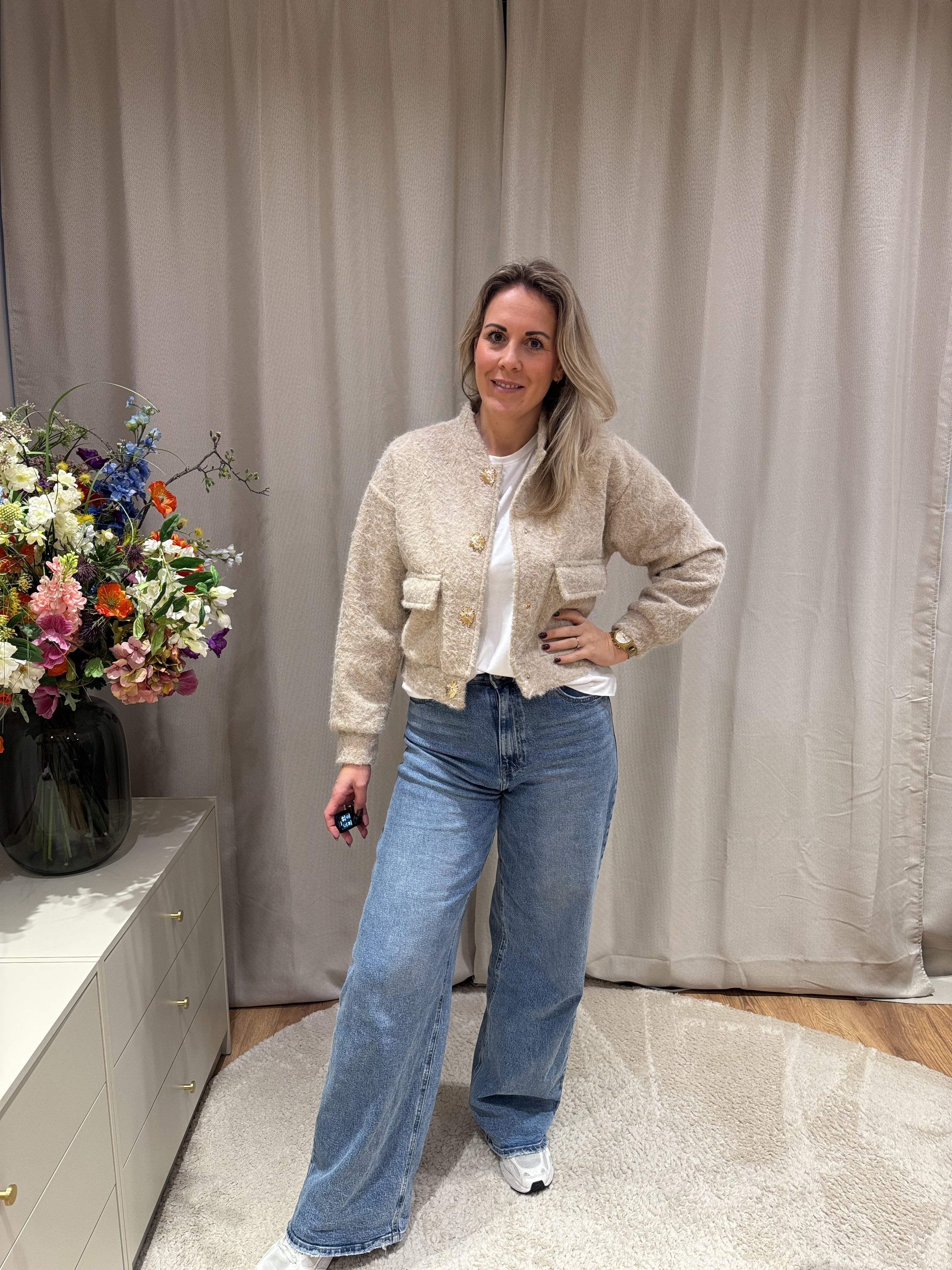 Carin - Bomberjasje bouclé - beige