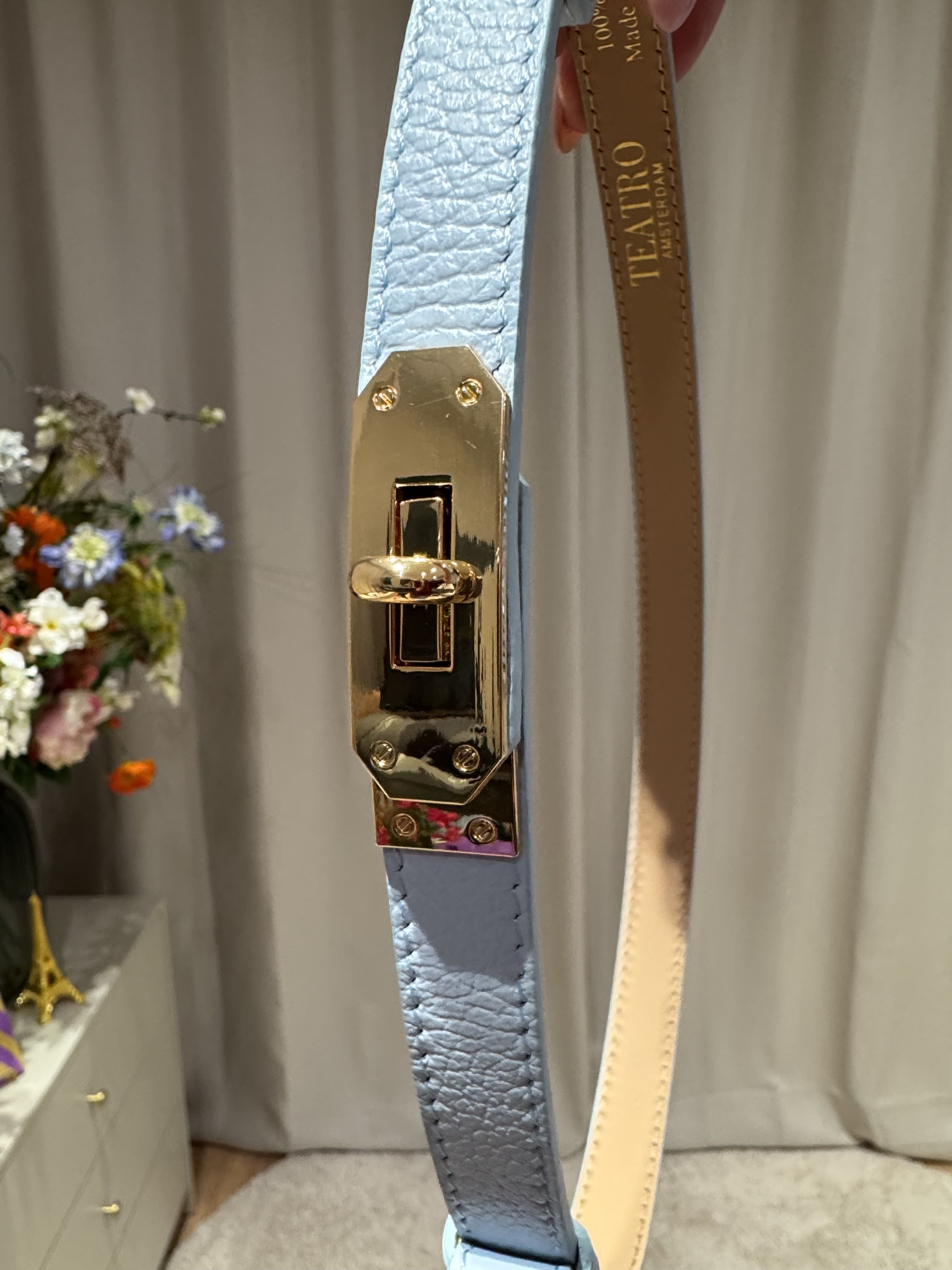 Garcia - Leren riem gouden gesp - lichtblauw