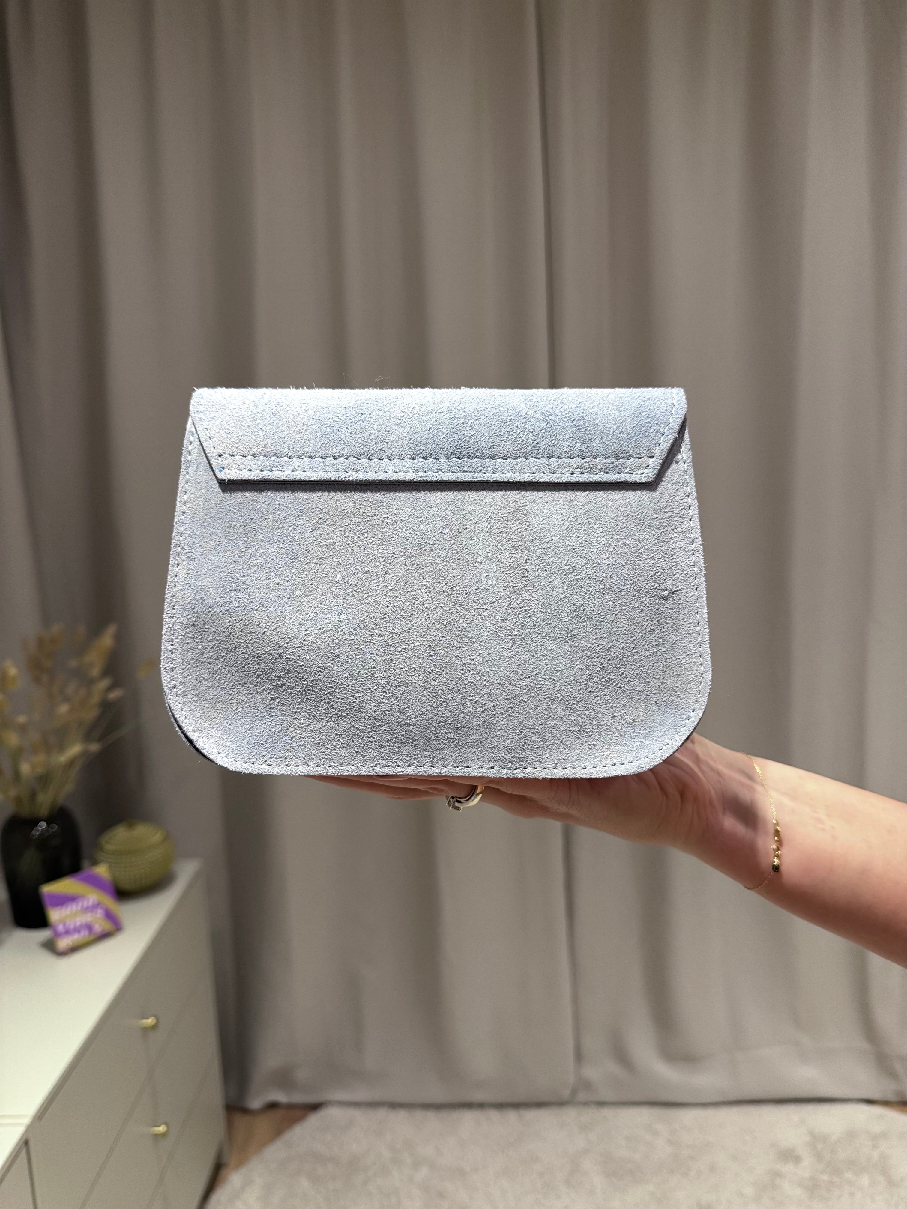 Flora - Suede tas - lichtblauw