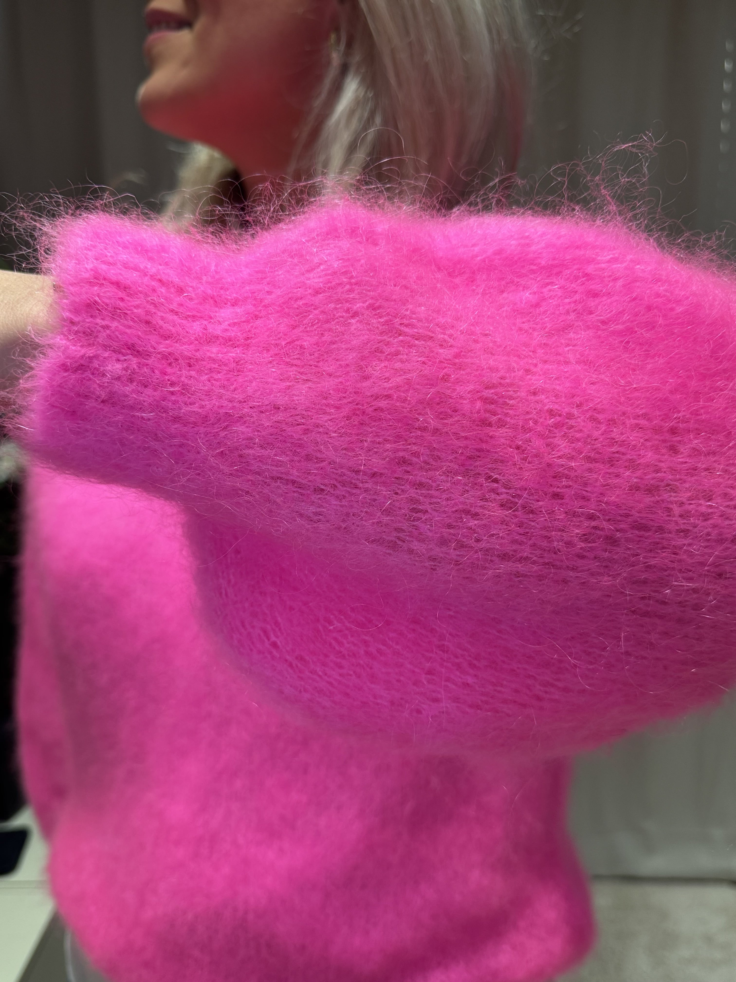 Denice - Mohair trui - fluorroze