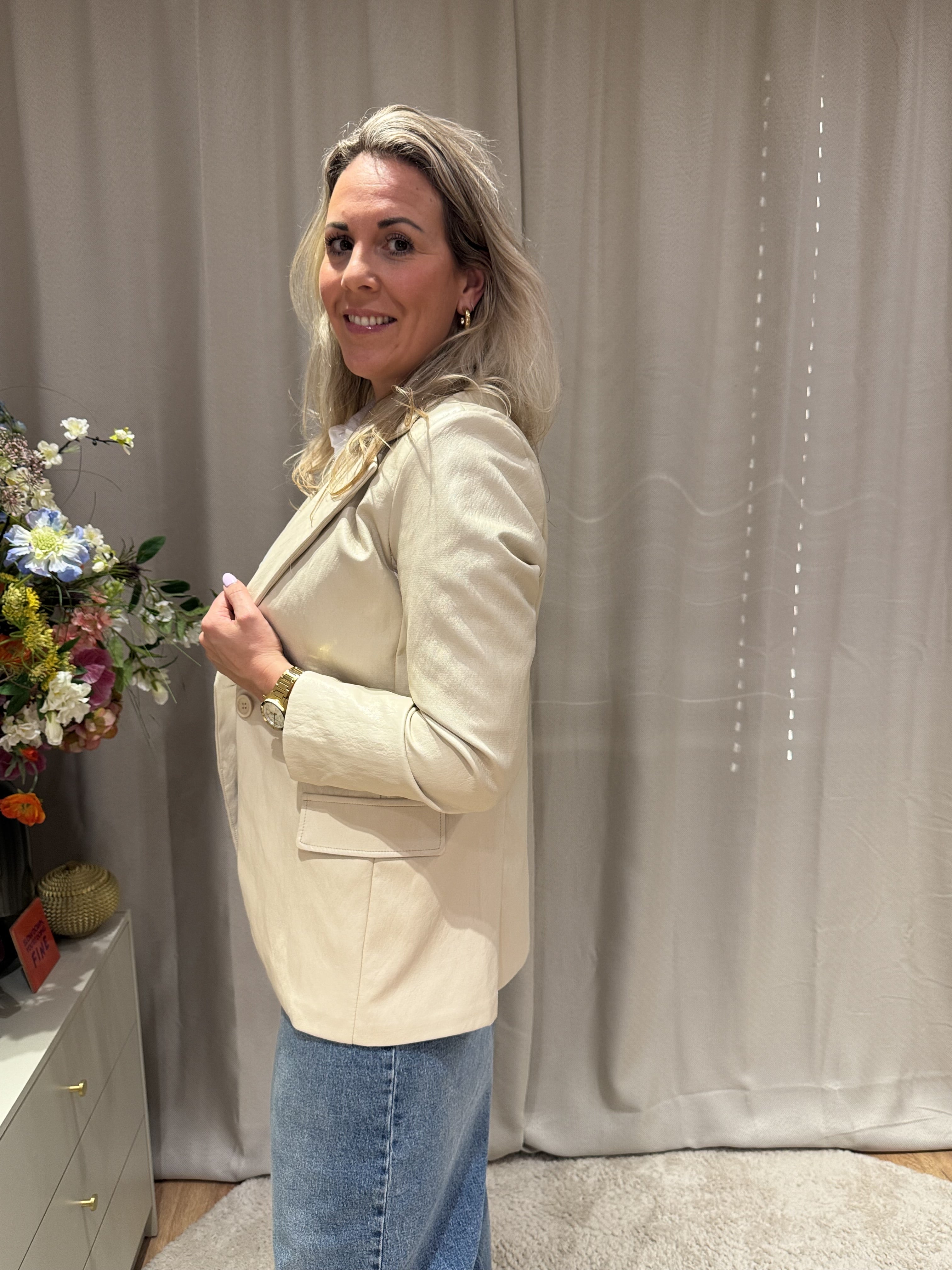 Belle - PU blazer - beige