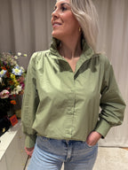 Elodie - Ruffle blouse - olijfgroen