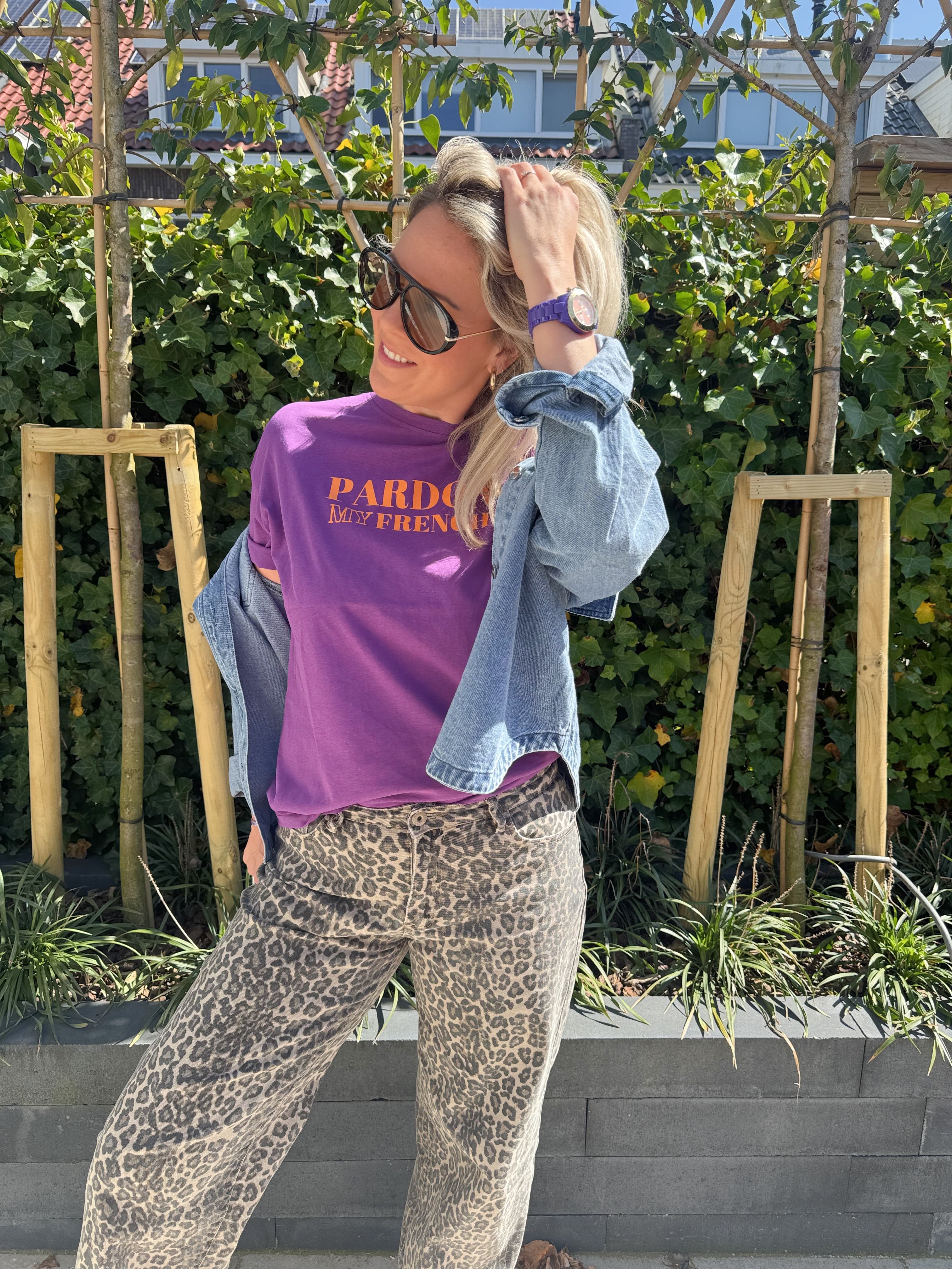 Noémie - T-shirt Pardon my French - paars/oranje