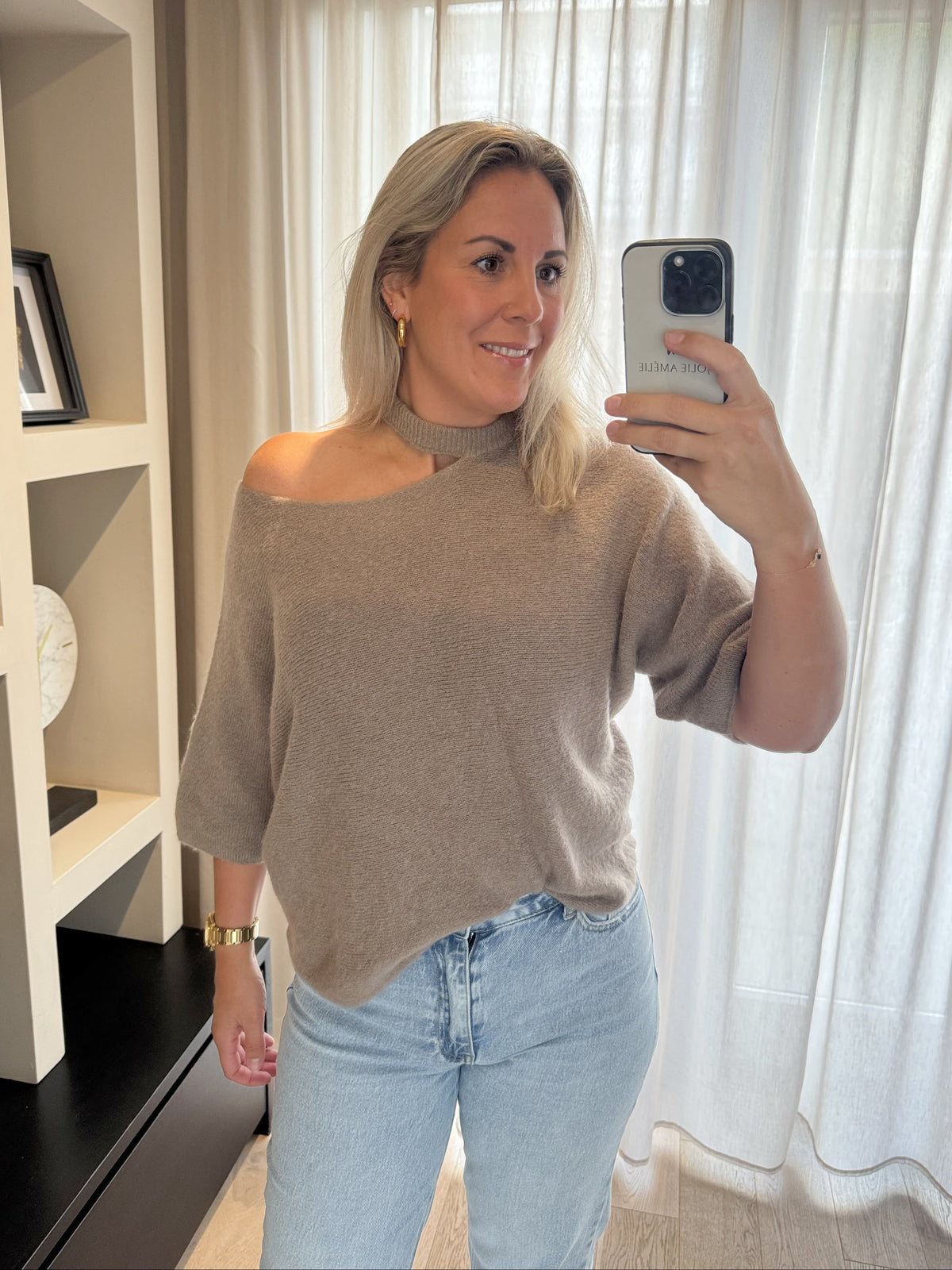 Violette - Alpaca trui offshoulder - taupe