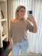 Violette - Alpaca trui offshoulder - taupe