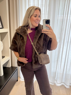 Violette - Alpaca trui offshoulder - donker fuchsia